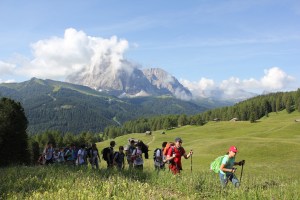 Salendo verso il Juac, da Selva di Val Gardena